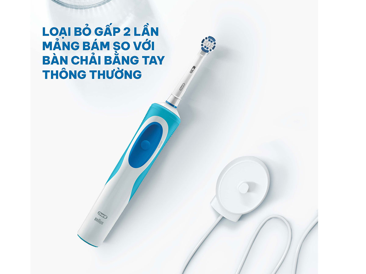 Bàn chải đánh răng điện Oral-B Vitality Precision Clean Blue D12.513