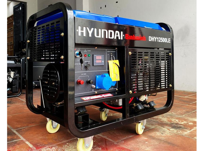 Máy phát điện 10KW chạy dầu 1 pha Hyundai DHY12500LE