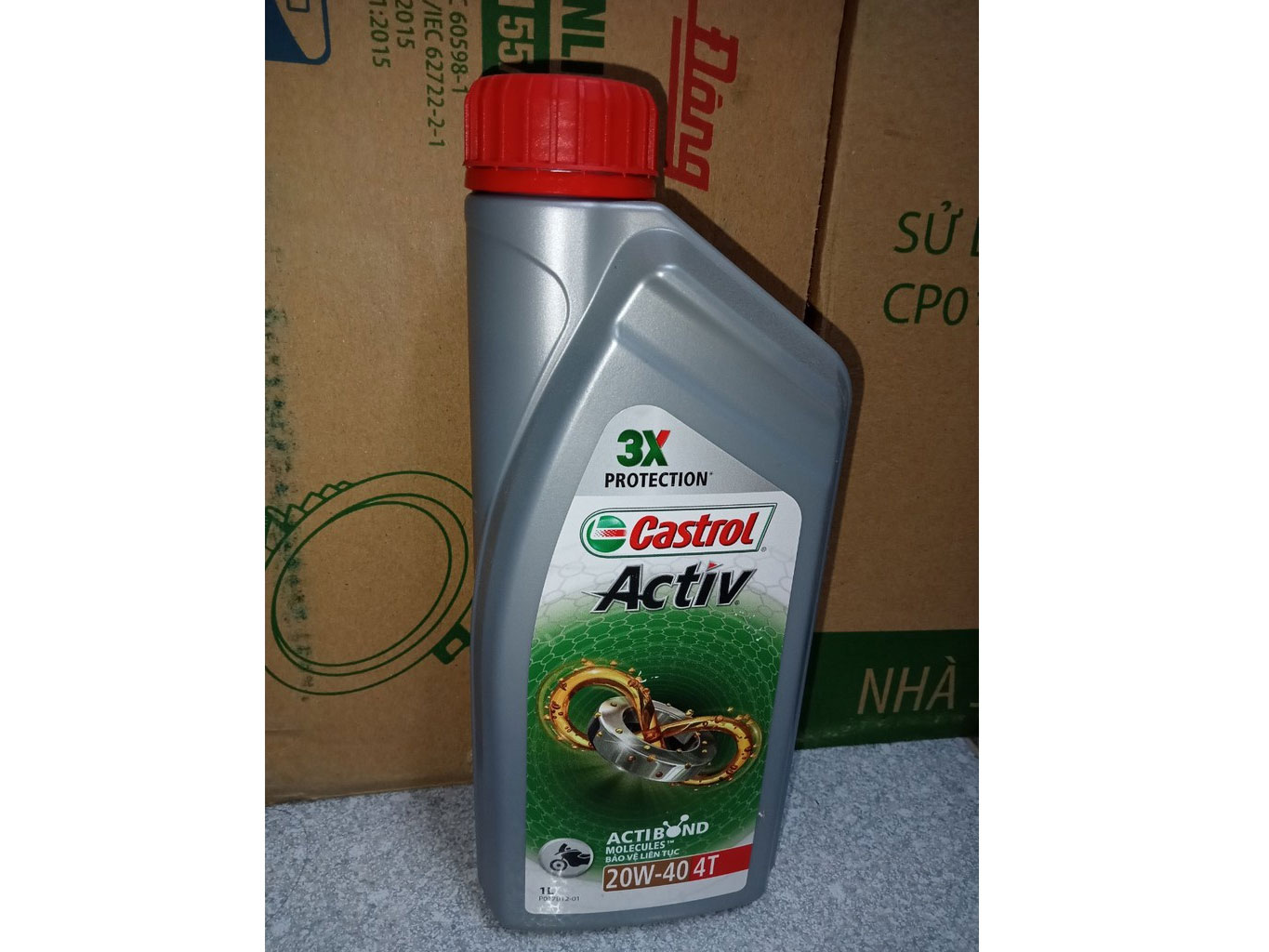 Nhớt Castrol 4 thì activ 1L - META.vn