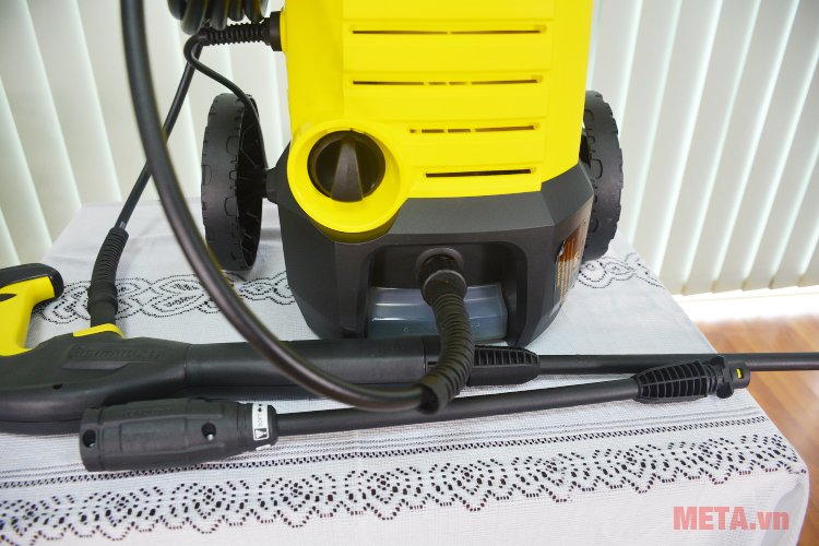 Máy phun áp lực Karcher K2 360 dễ sử dụng Máy rửa xe Karcher