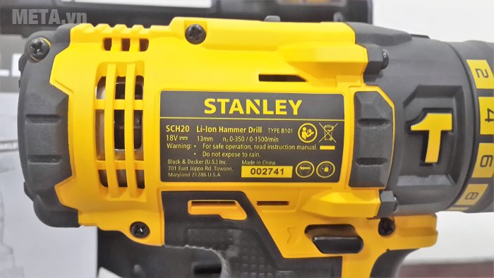 Máy khoan pin Stanley SCH20C2K có khe tản nhiệt