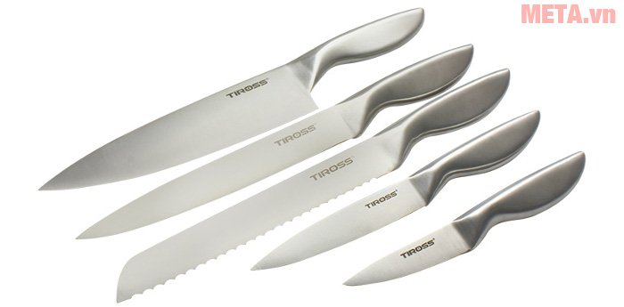 Bộ dao gồm 5 dao với 5 kích thước khác nhau giúp bạn lựa chọn phù hợp với nhu cầu