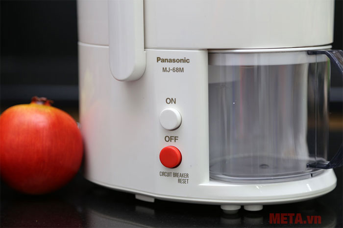 Máy ép trái cây Panasonic MJ-68MWRA sử dụng đơn giản