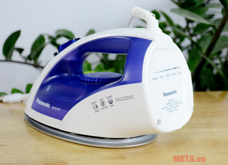 Bàn là hơi nước Panasonic PABU-NI-E510TDRA 