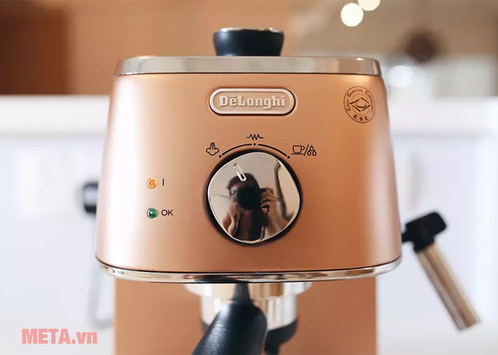Máy pha cà phê Delonghi Máy pha cà phê