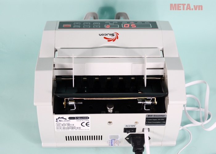 Máy đếm tiền thế hệ mới Silicon MC-2200 có chức năng phát hiện tiền giả