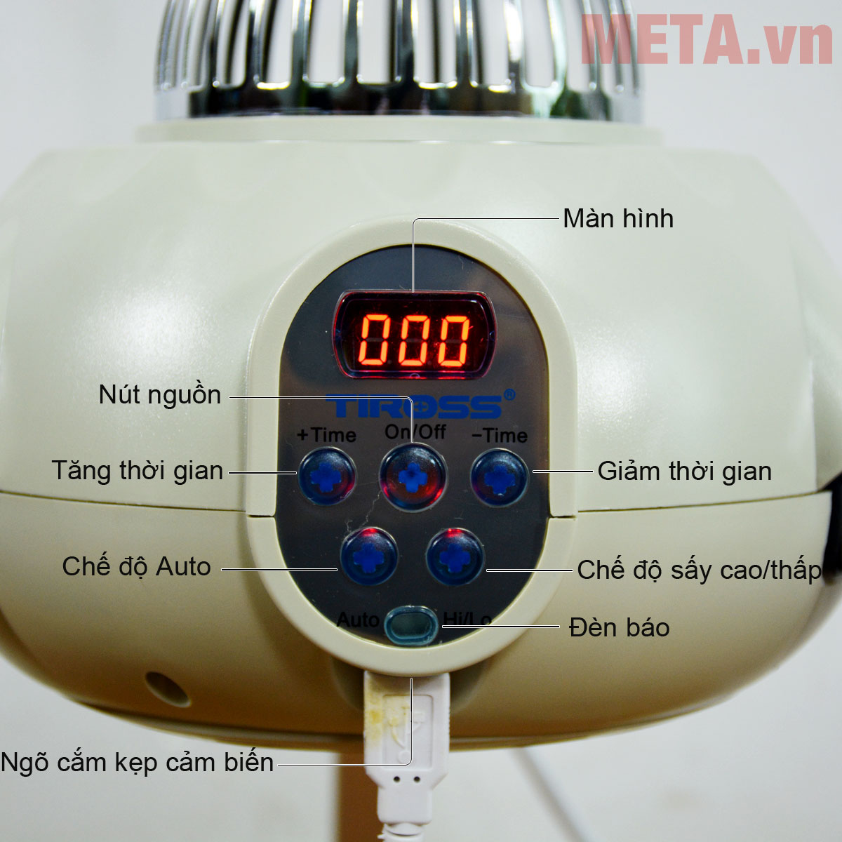 Máy sấy quần áo Tiross TS-881 với bảng điều khiển dễ sử dụng