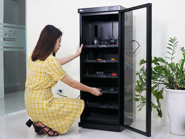 Tủ chống ẩm FujiE DHC160 (160 lít)