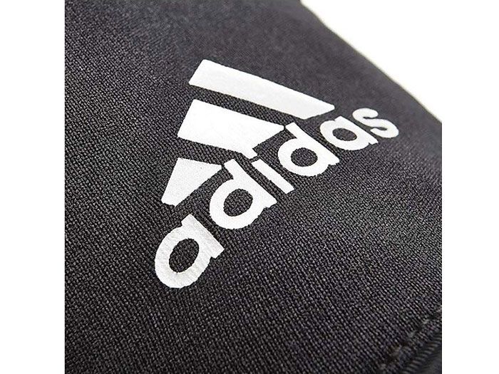Găng tay thể thao Adidas  