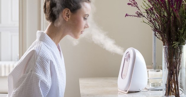 Cải thiện tình trạng da khô nứt nẻ bằng cách xông mặt