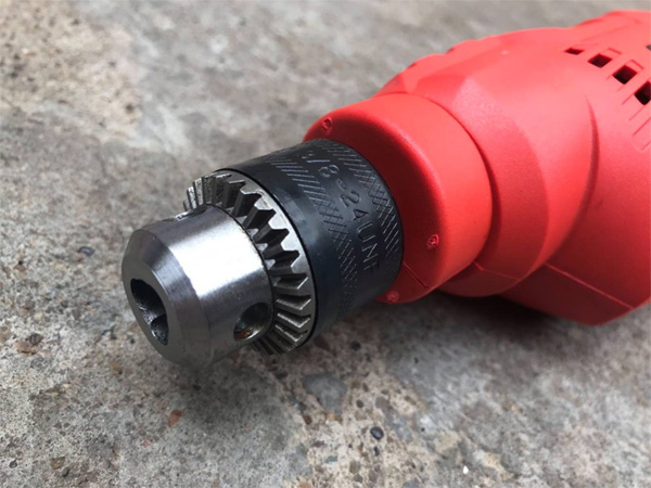 Máy khoan vít BTEC BT2232 có đường kính mũi khoan 6.5mm Máy khoan vít BTEC BT2232