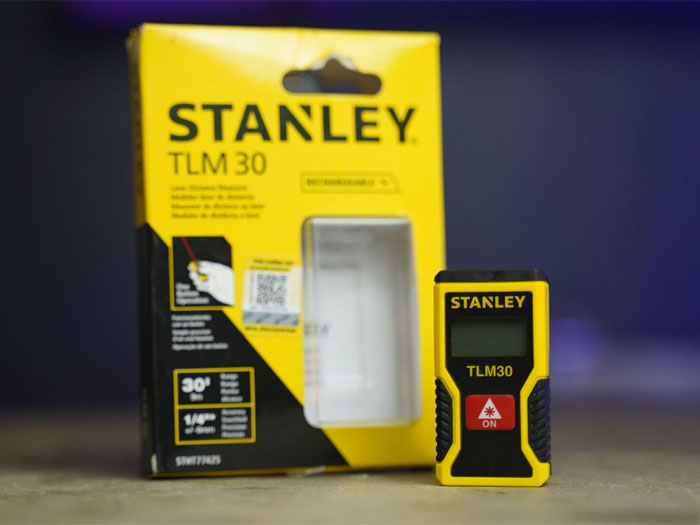 Máy đo khoảng cách laser Stanley STHT77425 (TLM30)