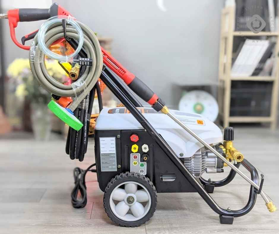 Hình thực tế máy rửa xe 