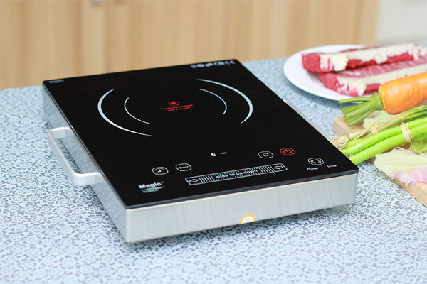 Bếp hồng ngoại Magic A38 new dùng nướng thực phẩm, nấu lẩu hay nấu cơm canh hằng ngày.