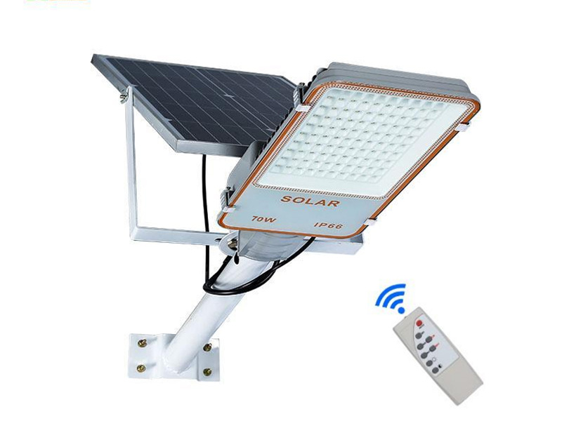 Đèn năng lượng mặt trời Solar CET-GT-ST 70W (chiếu sáng 110m2 )