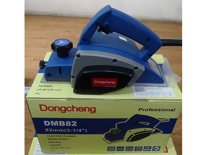 Máy bào gỗ Dongcheng DMB82