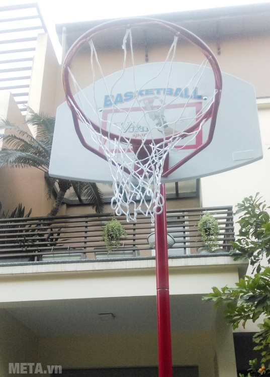 Trụ bóng rổ thiếu niên bảng composite (801814) đi kèm lưới và vành rổ.