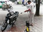 Có nên rửa xe khi động cơ của xe còn đang nóng?