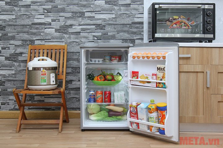 Tủ lạnh 90 lít Aqua AQR-95AR tiết kiệm ddijen năng tiêu thụ