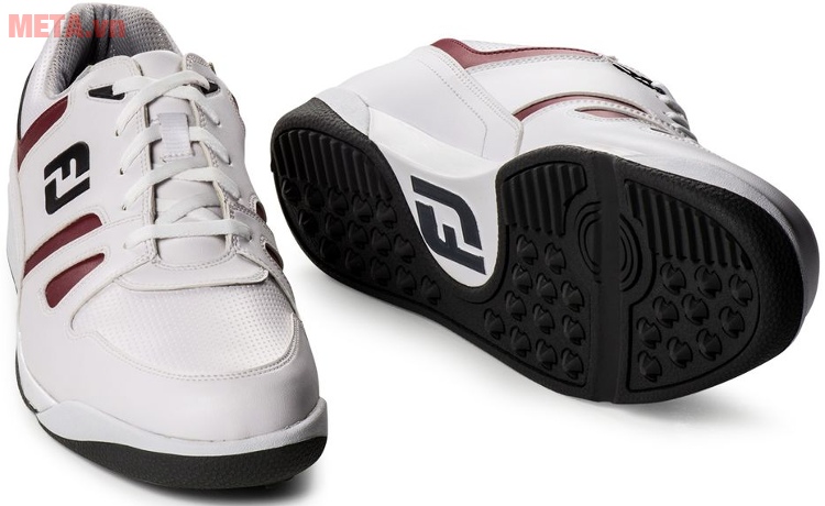 Giầy golf nam Footjoy GreenJoys 45314 sẽ giúp bạn hoàn thiện set đồ của mình để có thể thuận tiện khi chơi môn thể thao quý tộc này. Giầy golf nam Footjoy GreenJoys 45314 sẽ giúp bạn hoàn thiện set đồ của mình để có thể thuận tiện khi chơi môn thể thao quý tộc này.
