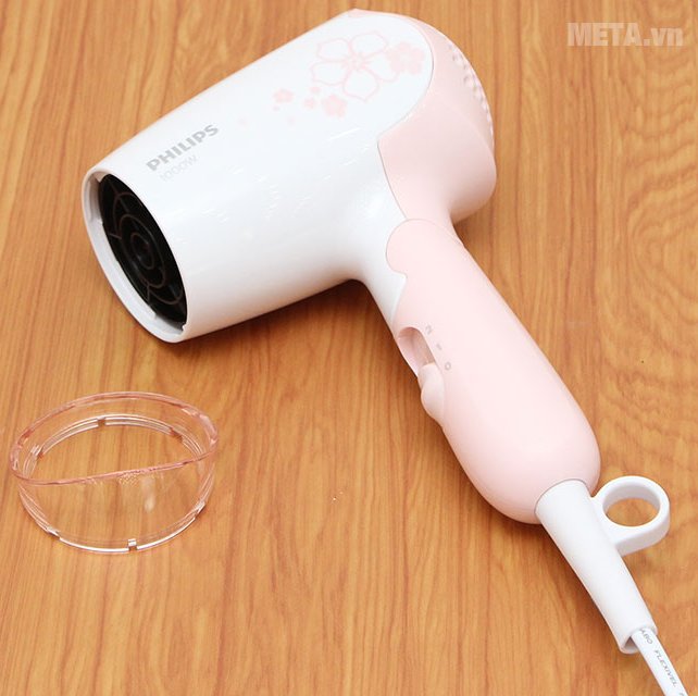 Máy sấy tóc Philips có màu sắc trang nhã, dễ gập gọn và có móc treo Máy sấy tóc Philips có màu sắc trang nhã, dễ gập gọn và có móc treo