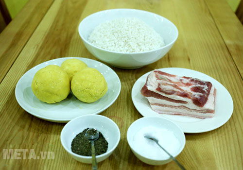 Các nguyên liệu làm bánh chưng Các nguyên liệu làm bánh chưng