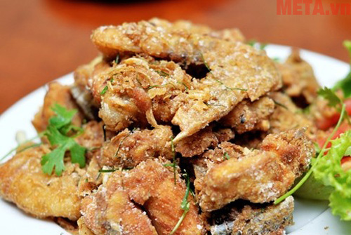Gà ràn muối đạt chuẩn sẽ có màu vàng vô cùng hấp dẫn Gà ràn muối đạt chuẩn sẽ có màu vàng vô cùng hấp dẫn