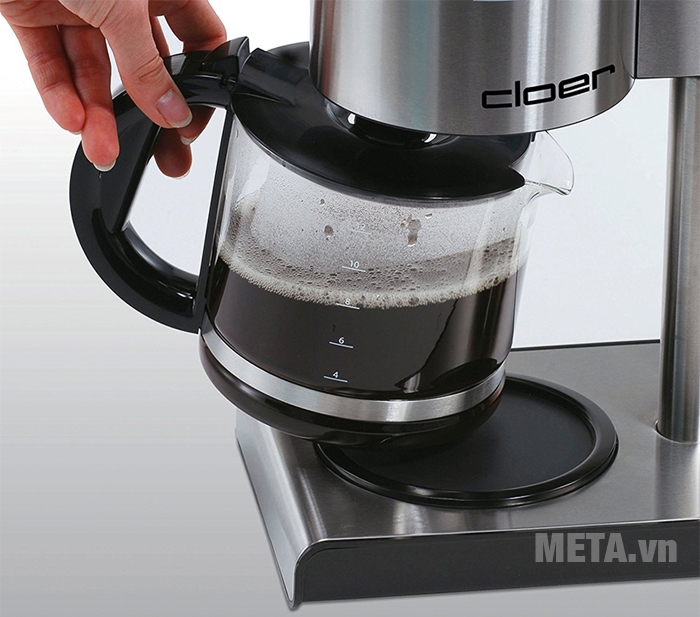 Máy lọc cà phê Cloer 5609 thiết kế bình chứa có tay cầm bằng nhựa