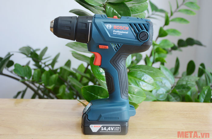 Máy khoan pin Bosch được thiết kế vô cùng nhỏ gọn Máy khoan pin Bosch được thiết kế vô cùng nhỏ gọn