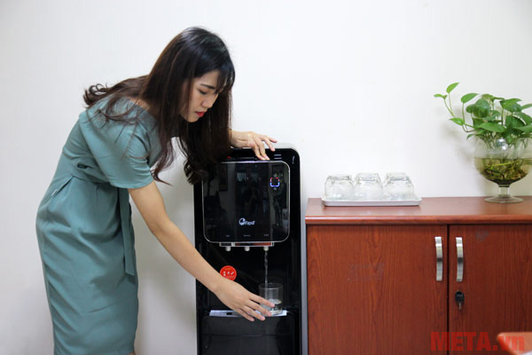 Cây nước nóng lạnh văn phòng Cây nước nóng lạnh