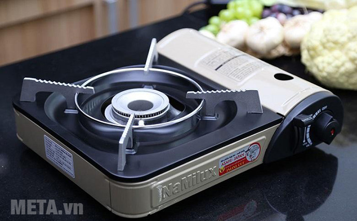 Bí quyết chọn mua bếp Ga cho sinh viên mới nhập học Bếp ga dương nổi trên mặt bếp là sự lựa chọn hợp lý cho các bạn sinh viên