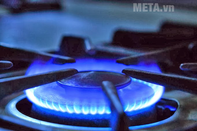 Bí quyết chọn mua bếp Ga cho sinh viên mới nhập học Kiểm tra kĩ bếp và lửa ga phải xanh và đều