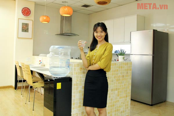 Cây nước nóng lạnh giá rẻ Cây nước nóng lạnh