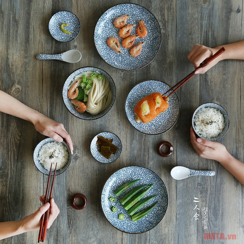 Những lưu ý khi bạn muốn giảm cân an toàn, hiệu quả Dùng chén dĩa nhỏ, ăn chậm sẽ giảm năng lượng trong bữa ăn