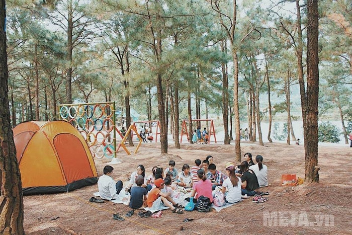 Lều cắm trại giá rẻ