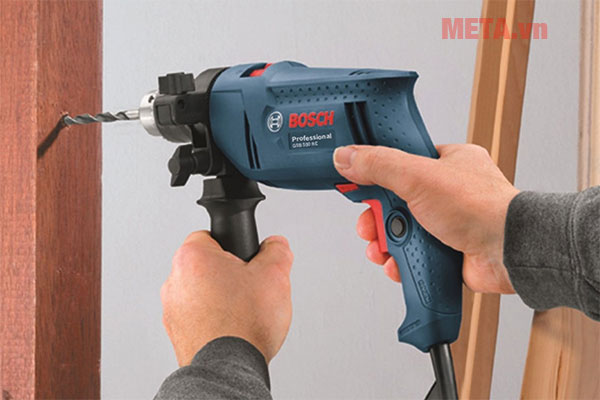 Sử dụng máy khoan Sử dụng máy khoan