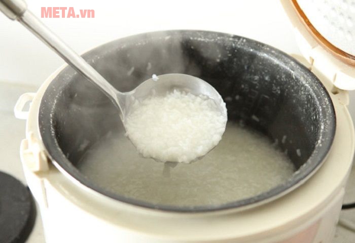 Nấu cháo cực nhanh bằng nồi cơm điện Nấu cháo cực nhanh bằng nồi cơm điện