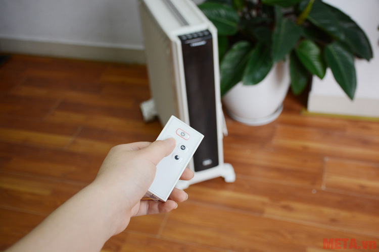 Máy sưởi dầu Tiross TS9213 có 13 thanh Tiross TS9213