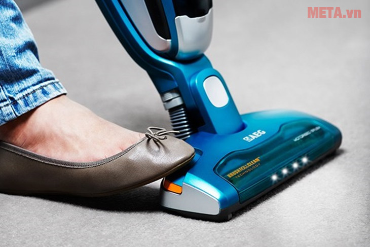 Lưu ý những điều sau khi chọn mua máy hút bụi cho gia đình Máy có đèn báo bụi