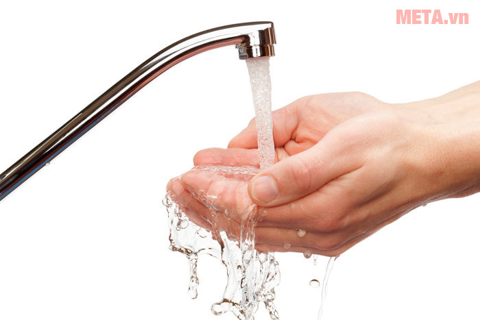 Sử dụng thiết bị vệ sinh thông minh đúng cách Rửa tay