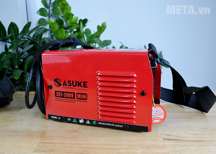Máy hàn điện tử Sasuke ZX7-200E có dây đeo vai tiện lợi