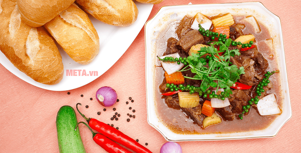 Cách biến hóa đồ ăn thừa sau Tết thành món ăn cực ngon Bò sốt vang