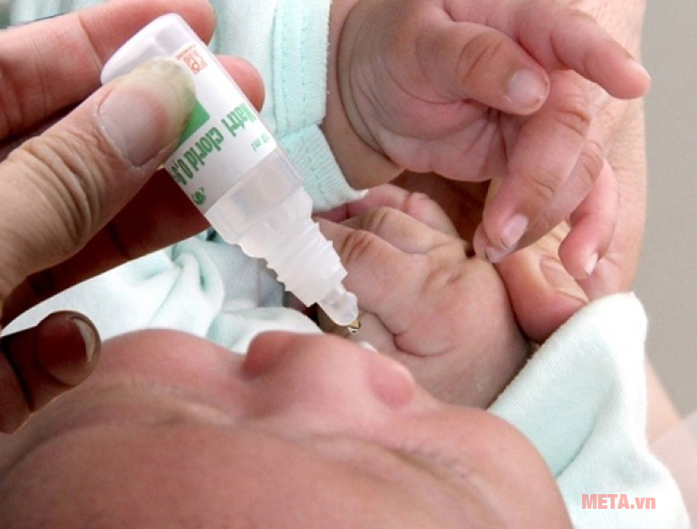 Nhấn vào ảnh để phóng to Nhỏ nước muối sinh lý Natri Clorid