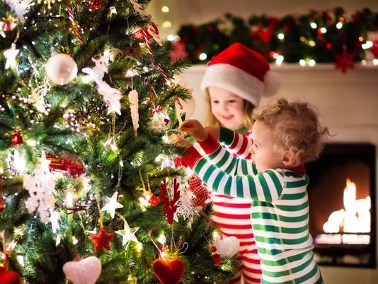 Nên tặng quà Noel cho bé thế nào? Nên tặng quà Noel cho bé thế nào?