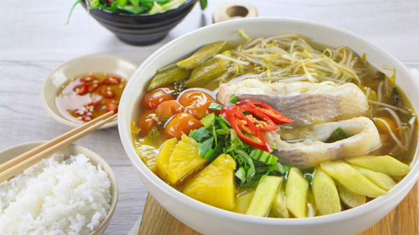 Canh chua cá basa