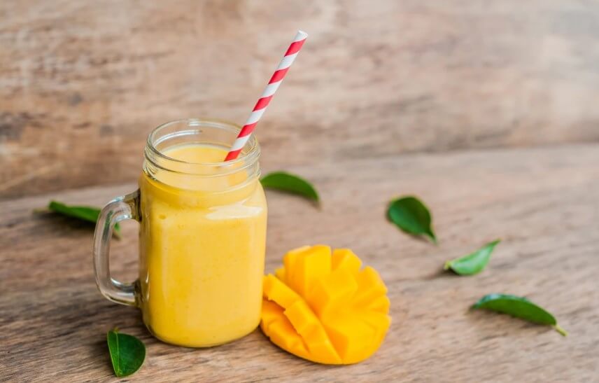 Smoothie xoài dừa và hạt chia