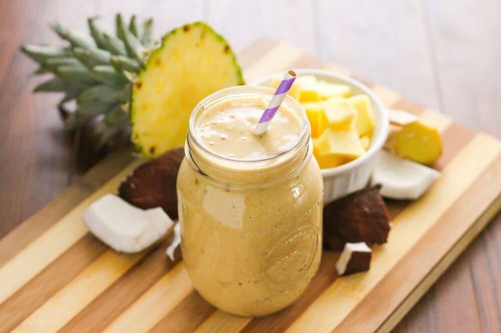 Smoothie dứa, dừa và chuối