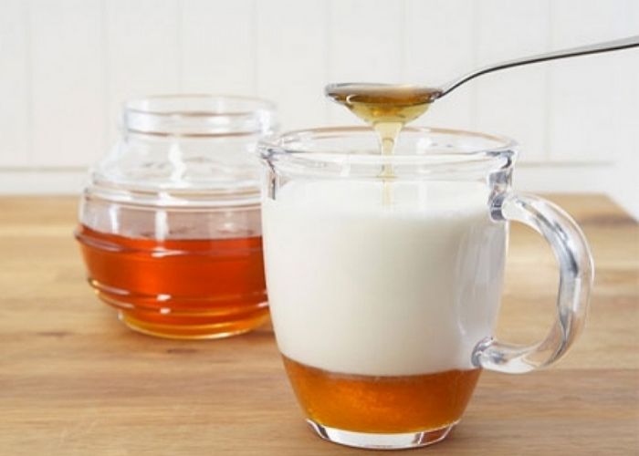 Một ly sữa mật ong có thể cung cấp đủ năng lượng cho cả một buổi sáng