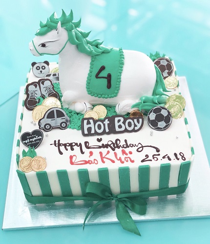 Bánh sinh nhật đẹp cho bé trai