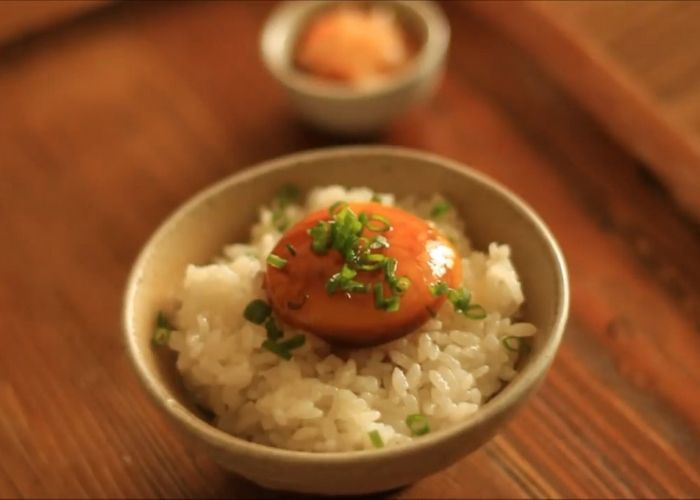 Trứng ngâm tương là một món ăn được nhiều người Nhật Bản yêu thích